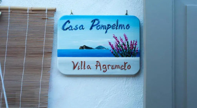 Коттедж с 2 комнатами Casa Pompelmo