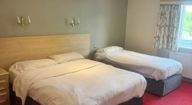 Трёхместный номер Deluxe Consort Hotel, Urban Spa & Glamping Pods