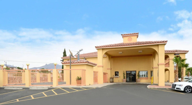 Best Western Sunland Park Inn, Varaa Hotelli El Paso 