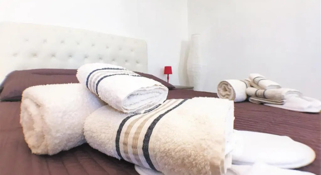 Апартаменты с балконом Chianciano Lettings -Room and Apartments