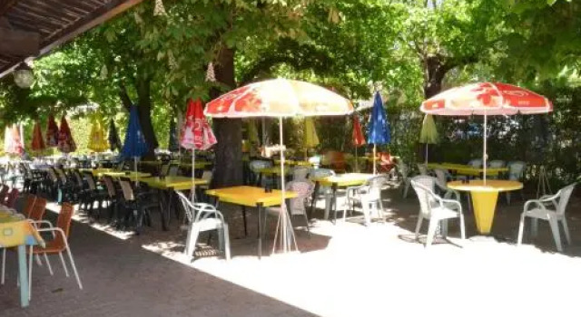 Hotel de la Haute Provence, Prenota Hotel Hotel a Alvernia con parcheggio, Parcheggio