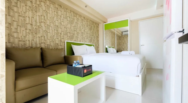 Modern and Minimalist Studio Bassura City Apartment, Book Apartment Jakarta Jakarta Province