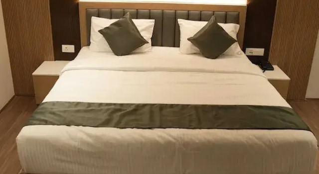Номер Royal Kriya Grandeur Hotel
