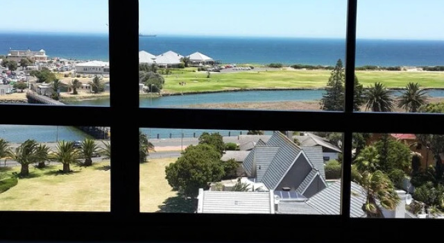 Island Views Self-catering Accommodation, Забронировать Отель Отели Cape Peninsula с парковкой, Парковка