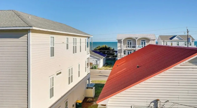 Breezy Kure Beach Home - Walk to Pier & Ocean!, Забронировать Дом для отпуска Кур-Бич Уилмингтон