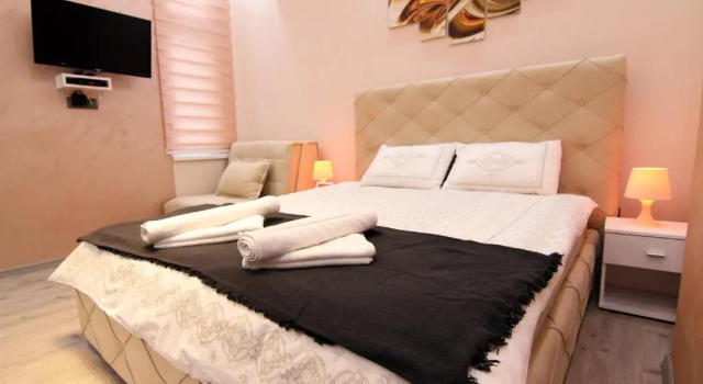 Апартаменты Lupino Apartments