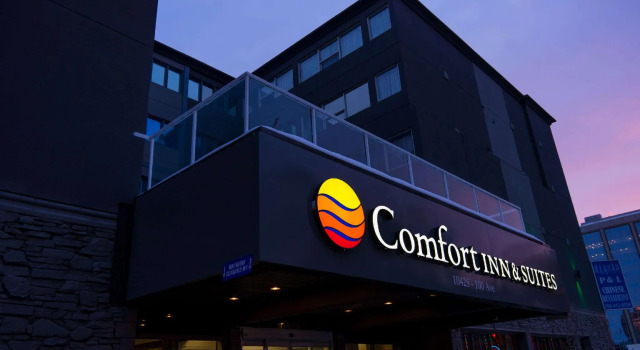 Номер Standard Comfort Inn & Suites
