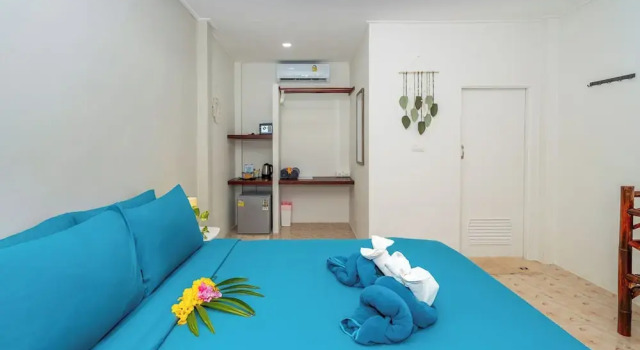 Бунгало Standard Lanta Beachfront Resort