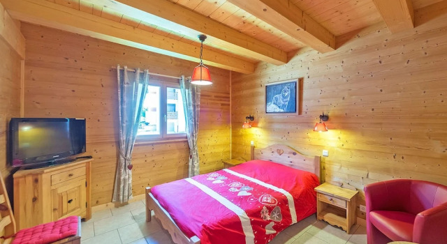 Supreme Chalet in in Chatel French Alps near Ski Area, Забронировать Шале Виллы Овернь-Рона-Альпы, Вилла
