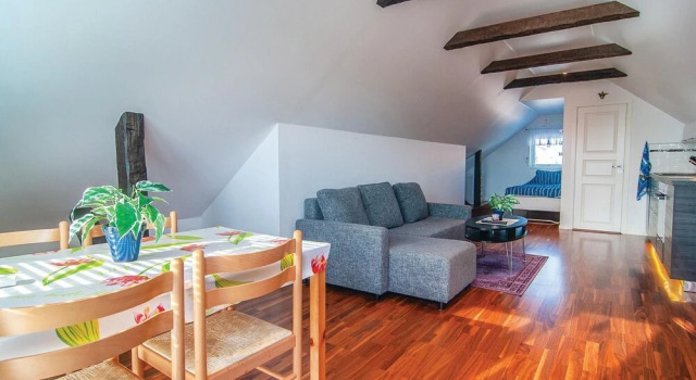 Stunning Apartment in Klintehamn With Wifi, Rezervați Apartament Hoteluri în Klintehamn cu parcare, Parcare