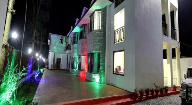 Silver Tree Inn, Rezervovat Hotel Nainital Uttarakhand
