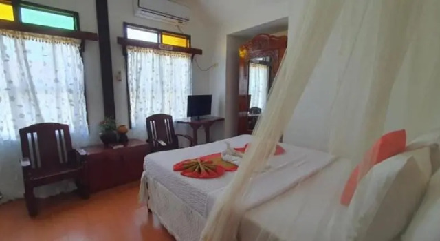 Двухместный номер Standard RedDoorz @ Evangeline Beach Resort