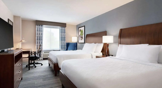 Номер Standard Hilton Garden Inn Stony Brook