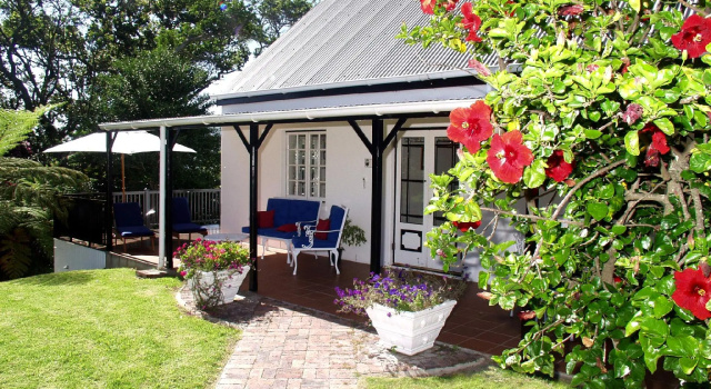 Номер Deluxe Belvidere Manor Lagoonside Cottages