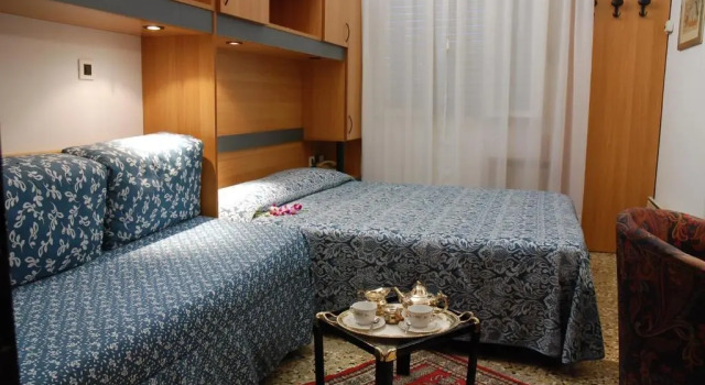 Трёхместный номер Standard Hotel Valdor