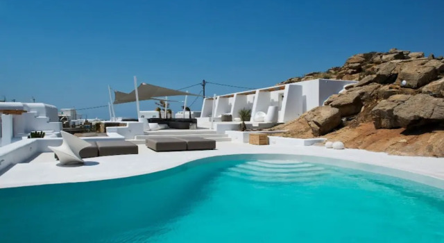 One Bedroom Suite Amethyst With Shared Pool