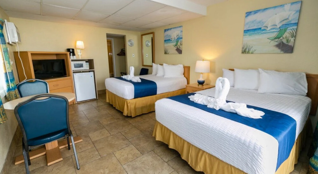 Четырёхместный номер Standard с красивым видом из окна Gondolier Motel - Wildwood