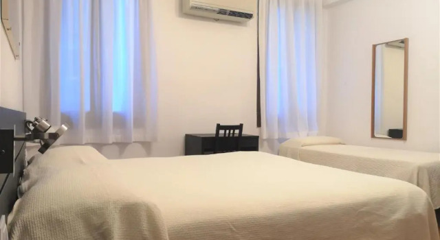 Трёхместный номер Hotel Rossi