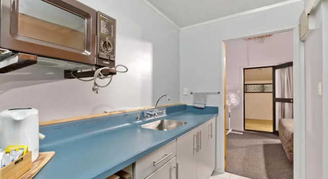 Апартаменты Oakwood Manor Motor Lodge