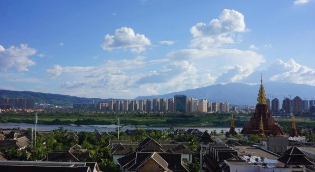 Xishuangbanna Shibao Business Hotel