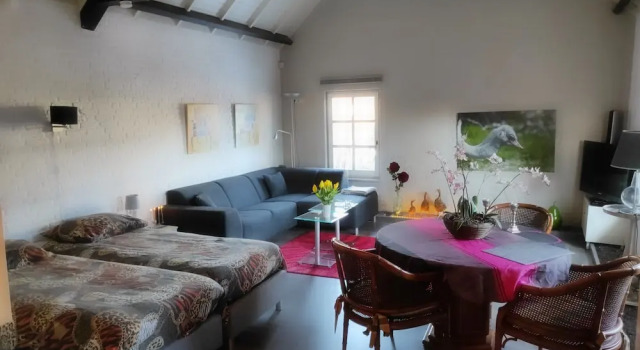 Room-room to Rent With own Entrance, liv, Reserva ahora Hotel Wanssum 