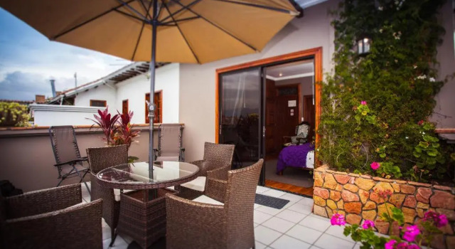 Suite con balcón Hotel Victoria