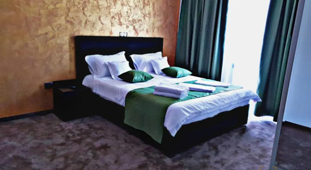 Spell Hotels, Rezerwuj Hotel Arefu 