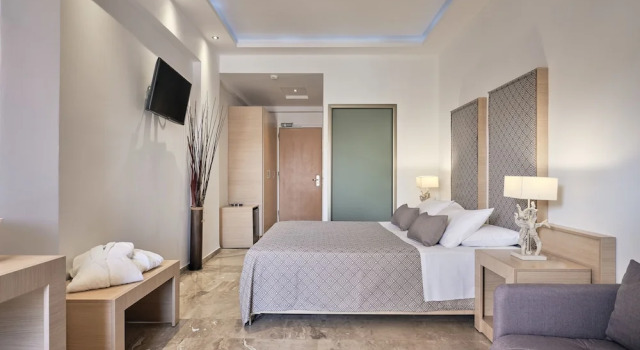 Номер Deluxe с балконом и с красивым видом из окна Park Hotel & Spa - Adults Only