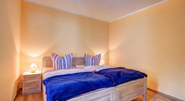 Haus Werder Wohnung 4 _ mit Gaskam, Book Hotel Zinnowitz Usedom