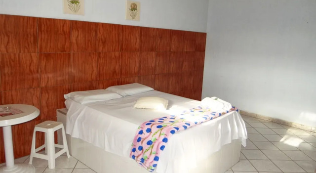 Hotel Bonança, Book Hotel Hoteller i Samambaia med parkering, Parkering
