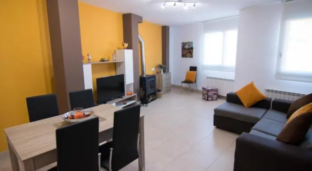Апартаменты с 3 комнатами Apartament Bagà