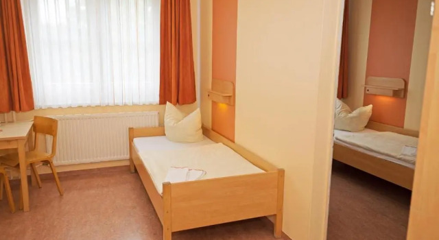 Четырёхместный номер Standard JUGENDGASTEHAUS DRESDEN - Hostel