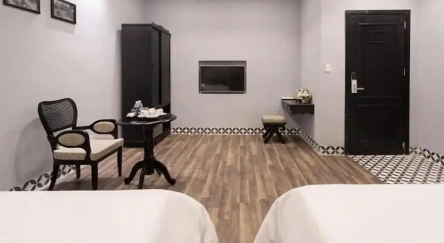 Четырёхместный номер Deluxe TTR Skypool View Hotel - Đà lạt