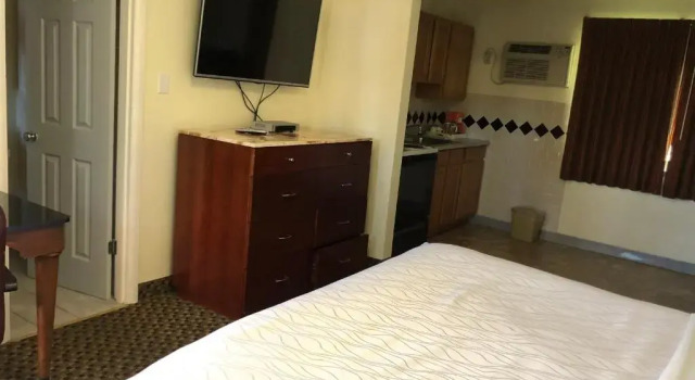 Люкс Monticello Motel