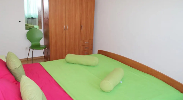 Apartman Vlašić - Vodice - Parking - Wi-Fi-Bike, Забронировать Апартаменты/квартира Апартаменты Водице, рядом с Пристань для яхт ACI Водице, Апартаменты/квартира