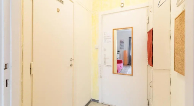 Апартаменты COZY and quiet flat - 12 min to center