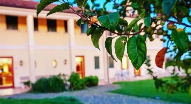 Il Paradello Albergo, Забронировать Отель Отели Дельты рек По 3 звезды, 3*