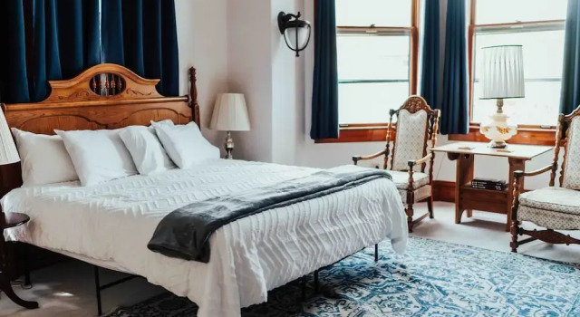 Двухместный люкс Deluxe Town Hall Inn