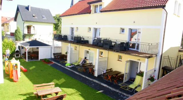 Апартаменты Цокольный этаж Koral Apartamenty 1 min od morza, kuchnia, taras, place zabaw