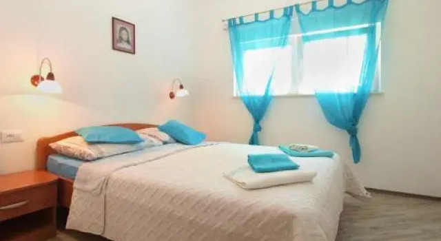 Apartments Mirjana 1555, Prenota Appartamento Valbandon Istria