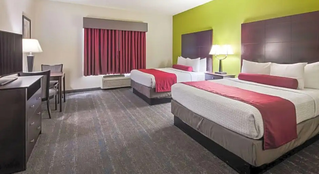 Люкс Standard Best Western Plus Mansfield Inn & Suites