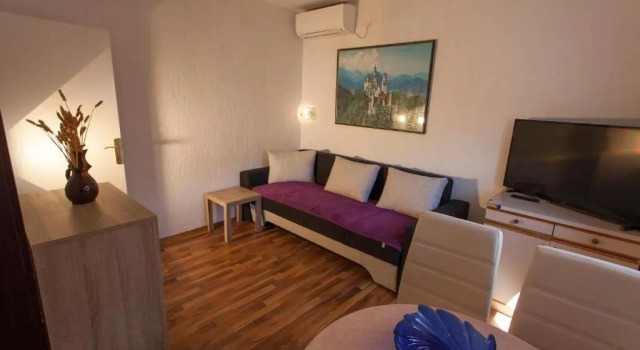 Apartman Budimir1, Prenota Appartamento Hotel a Isole Quarnerine con parcheggio, Parcheggio
