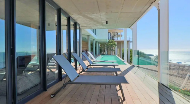 Коттедж 22 Protea - Luxury, Style and Elegance - Sleeps 12 in 6 En-suite Bedrooms