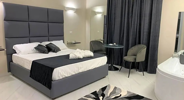 Hotel Trionfal, Rezervați Hotel Qualiano Campania
