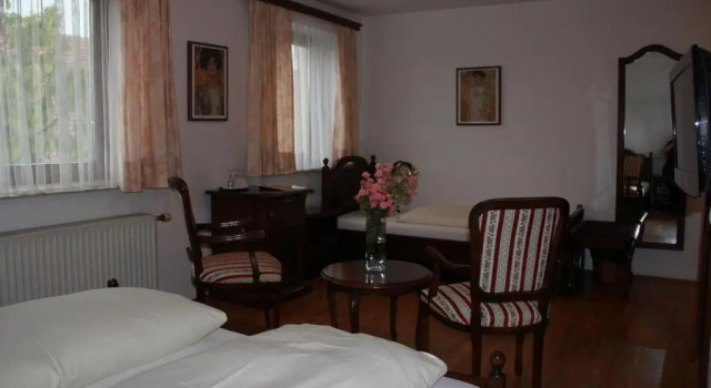 Трёхместный номер Classic Landhotel St. Florian