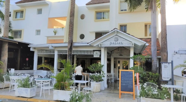 BAVARO ARUBA STUDIOS Ducassi HOTEL ROOFTOP POOL Beach & SPA, Prenota Appartamento Hotel a Punta Cana con colazione, Colazione