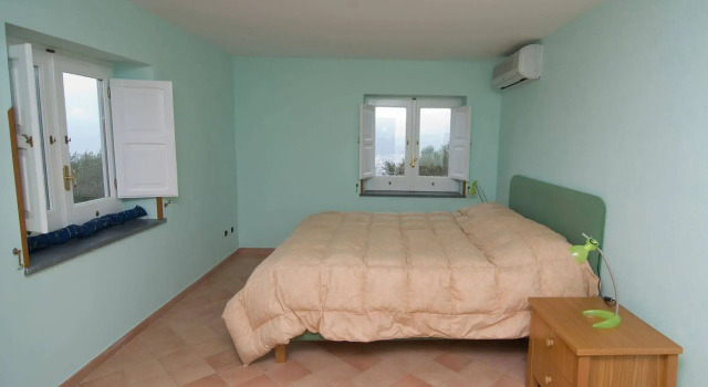 Villa Giulia amazing villa with pool, patio, bbq and sea views
