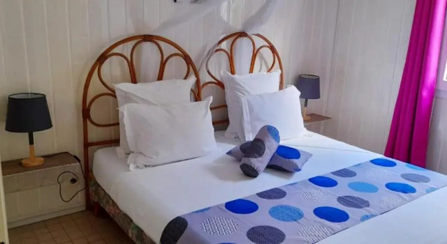 Bungalow de 2 chambres a Bouillante a 150 m de la plage avec terrasse amenagee et wifi, Book Hotel Bouillante Basse-Terre