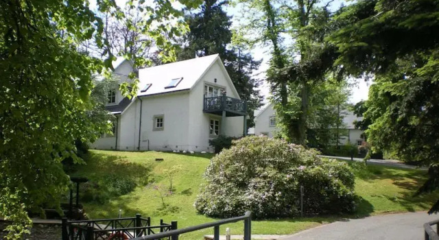 Pond View Lodge - Duchally