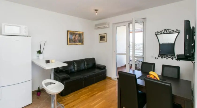 Apartment More
